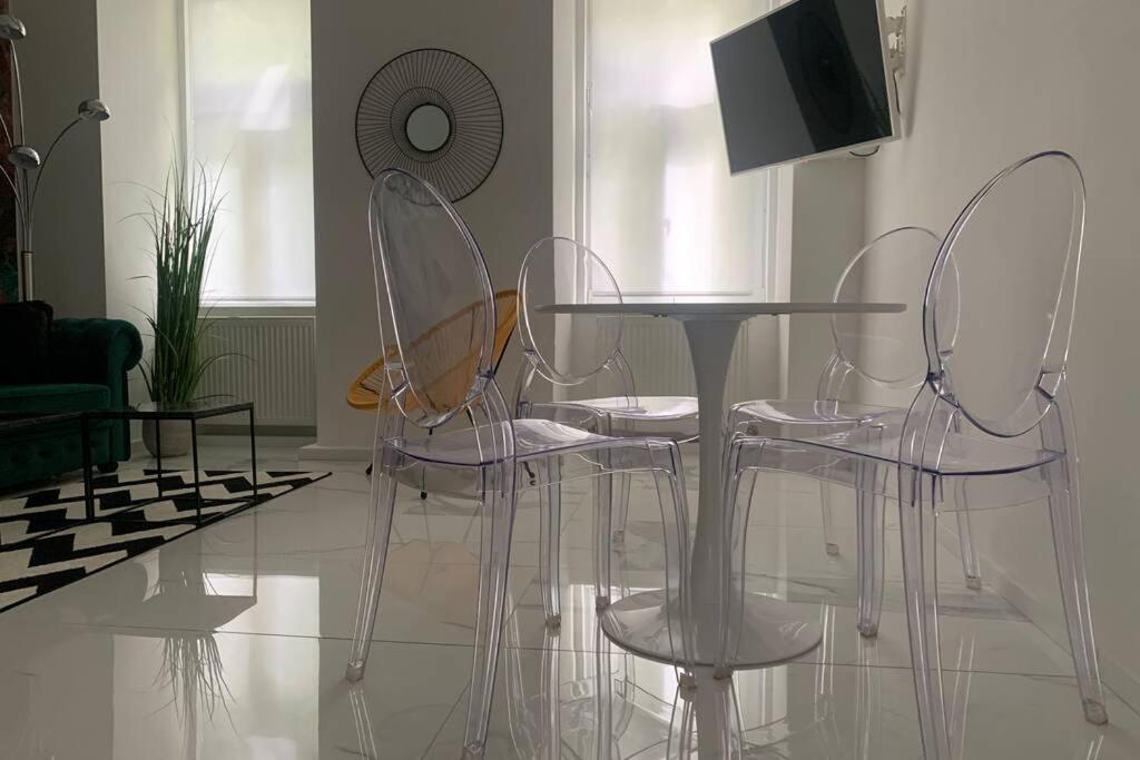 Cool City Center Apt. @ Metro And Shopping Street Wien Ngoại thất bức ảnh